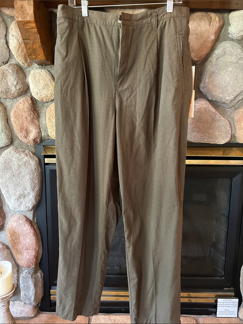 Elisabeth Women’s Pleated Front Weekend Getaway Trouser Pants, Size 20, NWT